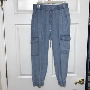 Fabrik joggers size L